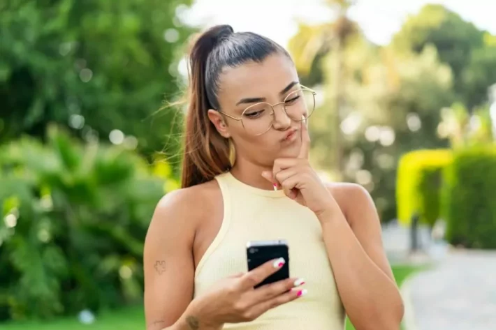 O evento poder&aacute; ser acompanhado ao vivo de forma digital ou presencial. (Foto: Adobe Stock)