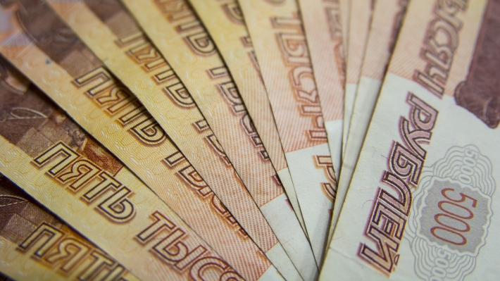 Rússia pagará serviço da dívida externa em rublos, diz ministério