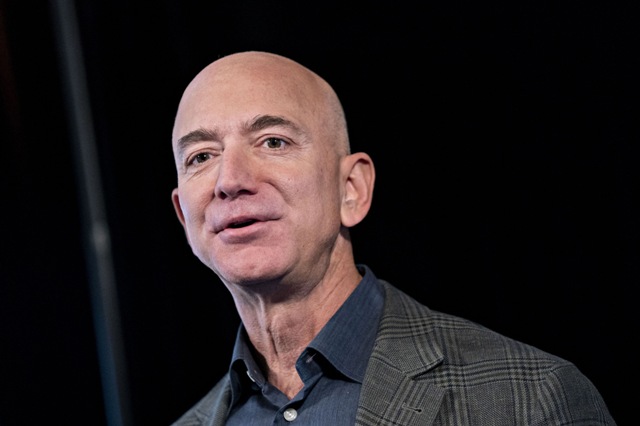 Jeff Bezos fica US$ 24 bilhões mais rico durante a pandemia