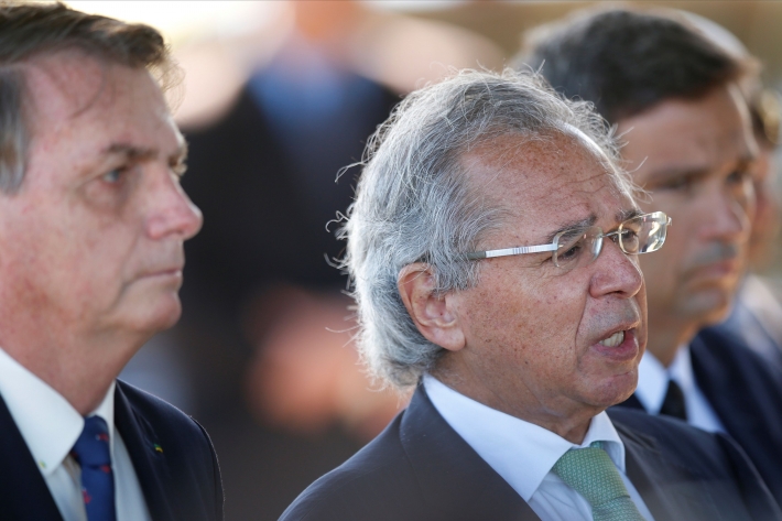 Senado aprova convites para Guedes e Campos Neto explicarem offshores