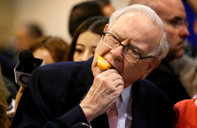 Warren Buffett comprou petróleo. Mas não se anime