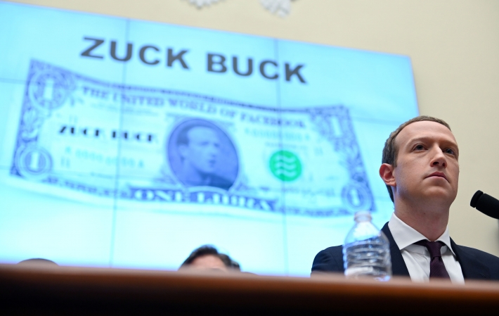 Pandemia faz Mark Zuckerberg superar fortuna de Warren Buffett
