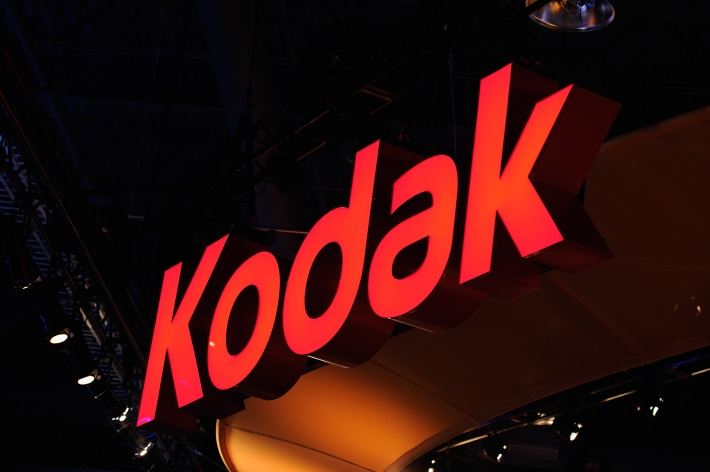 Painel com a marca da Kodak