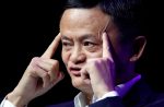 Jack Ma, fundador e presidente da gigante da internet chinesa Alibaba, discursando no encontro de líderes de alta tecnologia e startups, em Paris, França. Foto: Charles Platiau/REUTERS