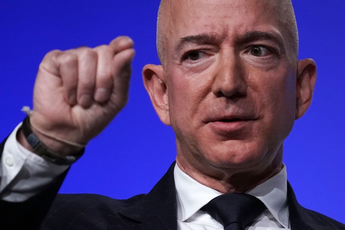 BDRs da Amazon registram queda de 2,30% após anúncio da saída de Bezos