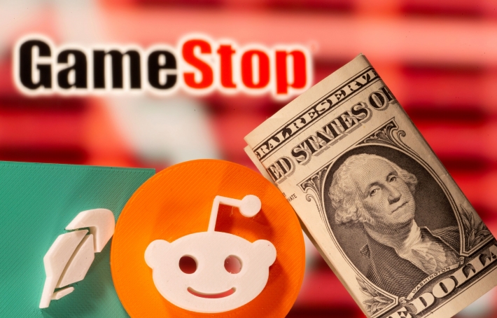 Investidores a descoberto de GameStop e AMC têm prejuízo de US$ 740 milhões