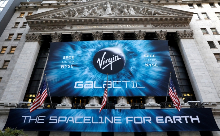 Ações da Virgin Galactic caem 15% após anúncio de atraso das operações