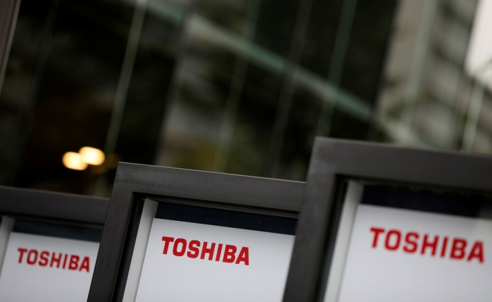 Toshiba diz que considera se dividir em três unidades separadas