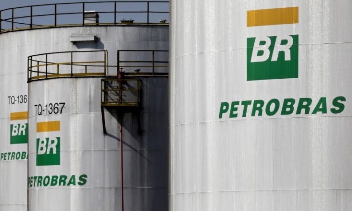 Petrobras prevê quase dobrar produção de diesel menos poluente até 2023