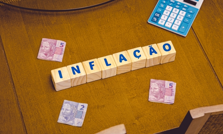 BCs globais miram priorizar luta contra inflação em vez de crescimento